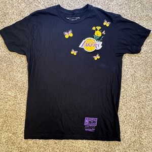Mitchell & Ness Large LA Lakers Tshirt Nostalgia Co Hardwood Classics Black